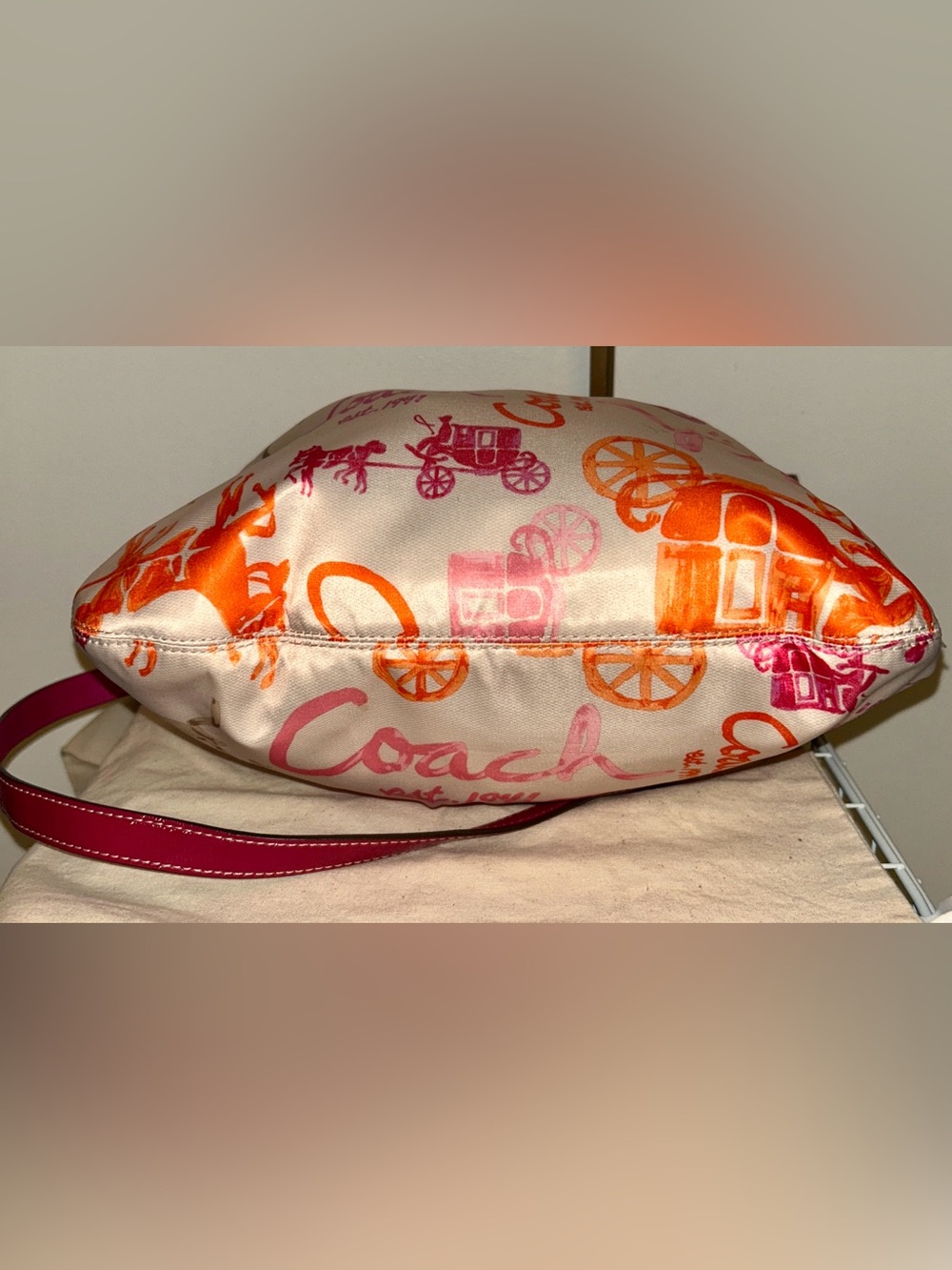 Coach Horse & Carriage Pleated Sateen Hobo Bag. Has Original Price Tag - Picture 7 of 13